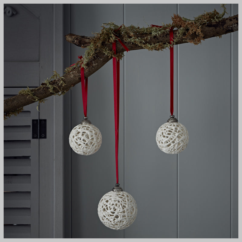 Tangled Web Bauble with Red Ribbon