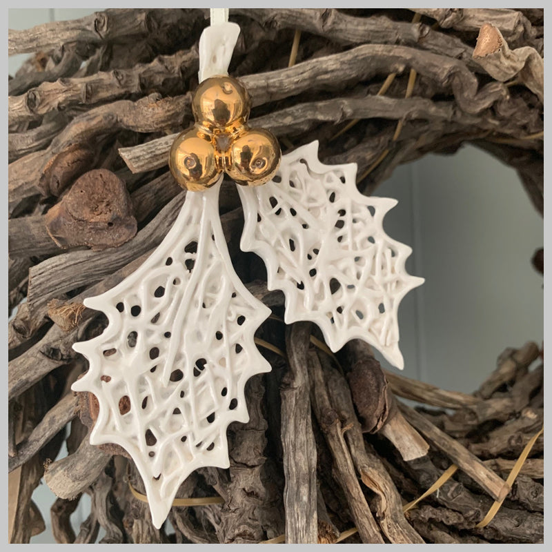 Tangled Holly Leaf with Gold Lustre Berries Ceramic Hanging Decoration